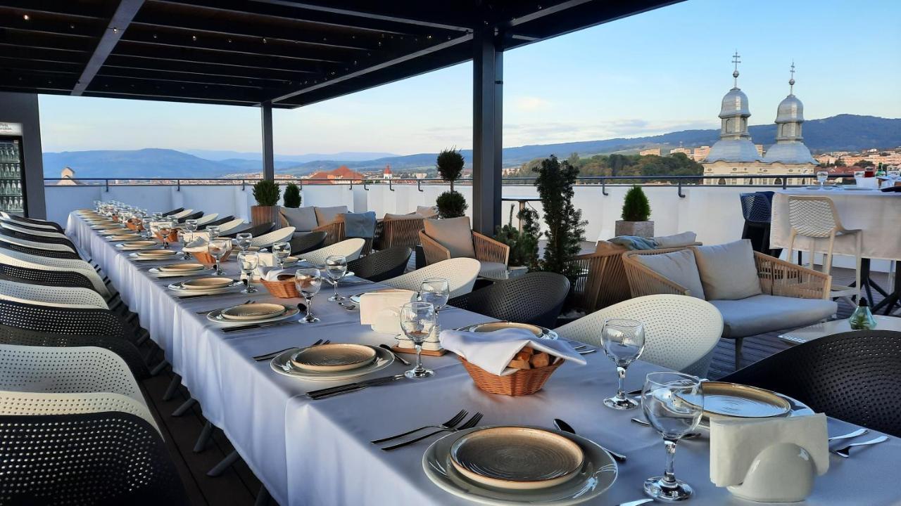 Hotel Kuekuello - Tarnava Одореу Секуеш Екстериор снимка