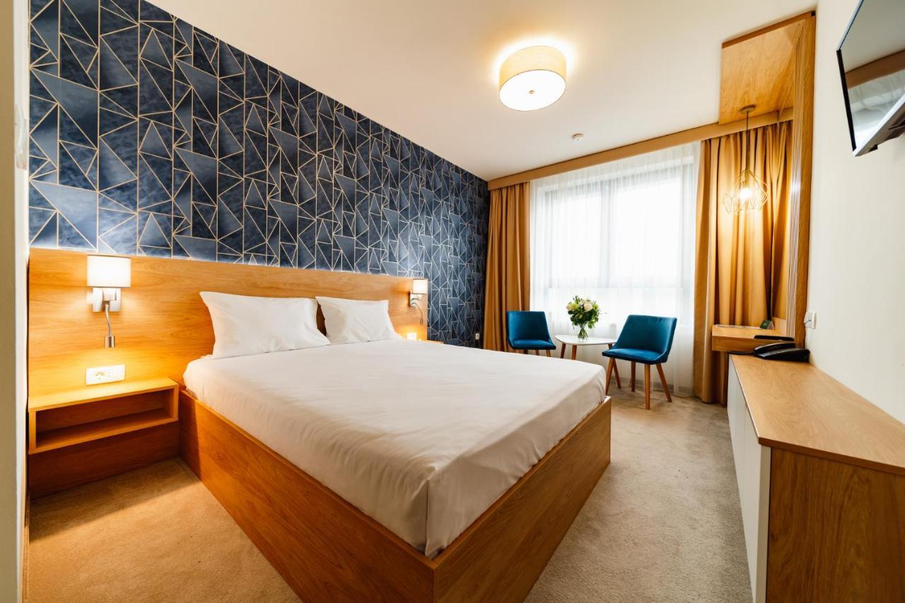 Hotel Kuekuello - Tarnava Одореу Секуеш Екстериор снимка